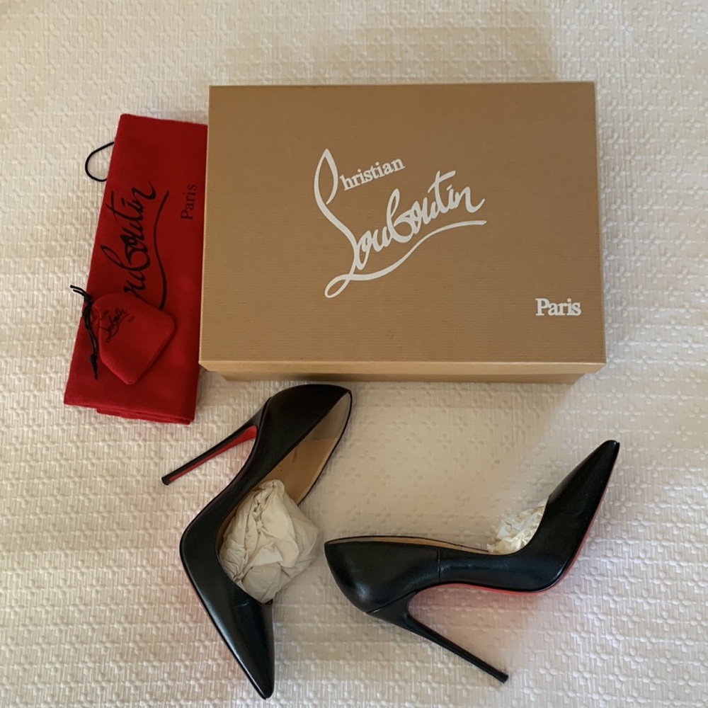 Christian Louboutin So Kate 120 kid black. Size 35.5 (size6)